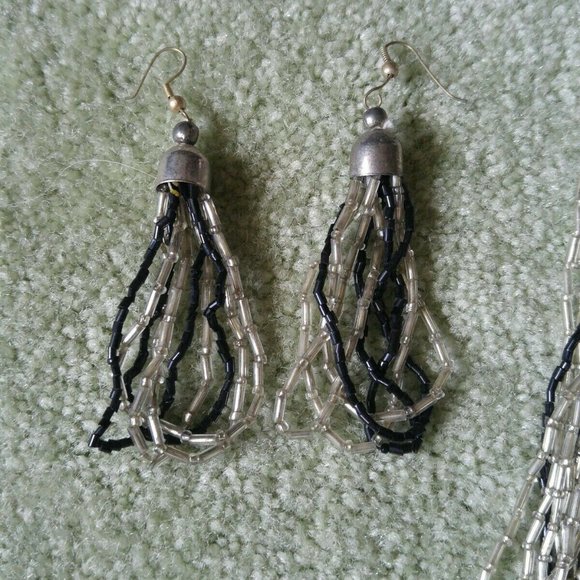 Vintage Silver Black 19 strand Handmade in India SEED BEAD NECKLACE w/ EARRINGS - Picture 5 of 9